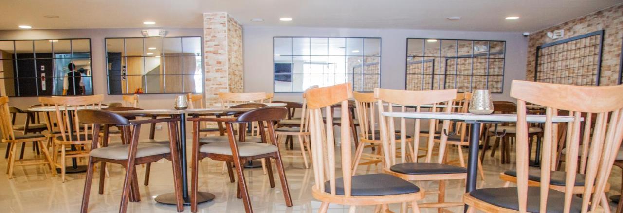 El Porton De San Joaquin Hotel Medellín Eksteriør billede